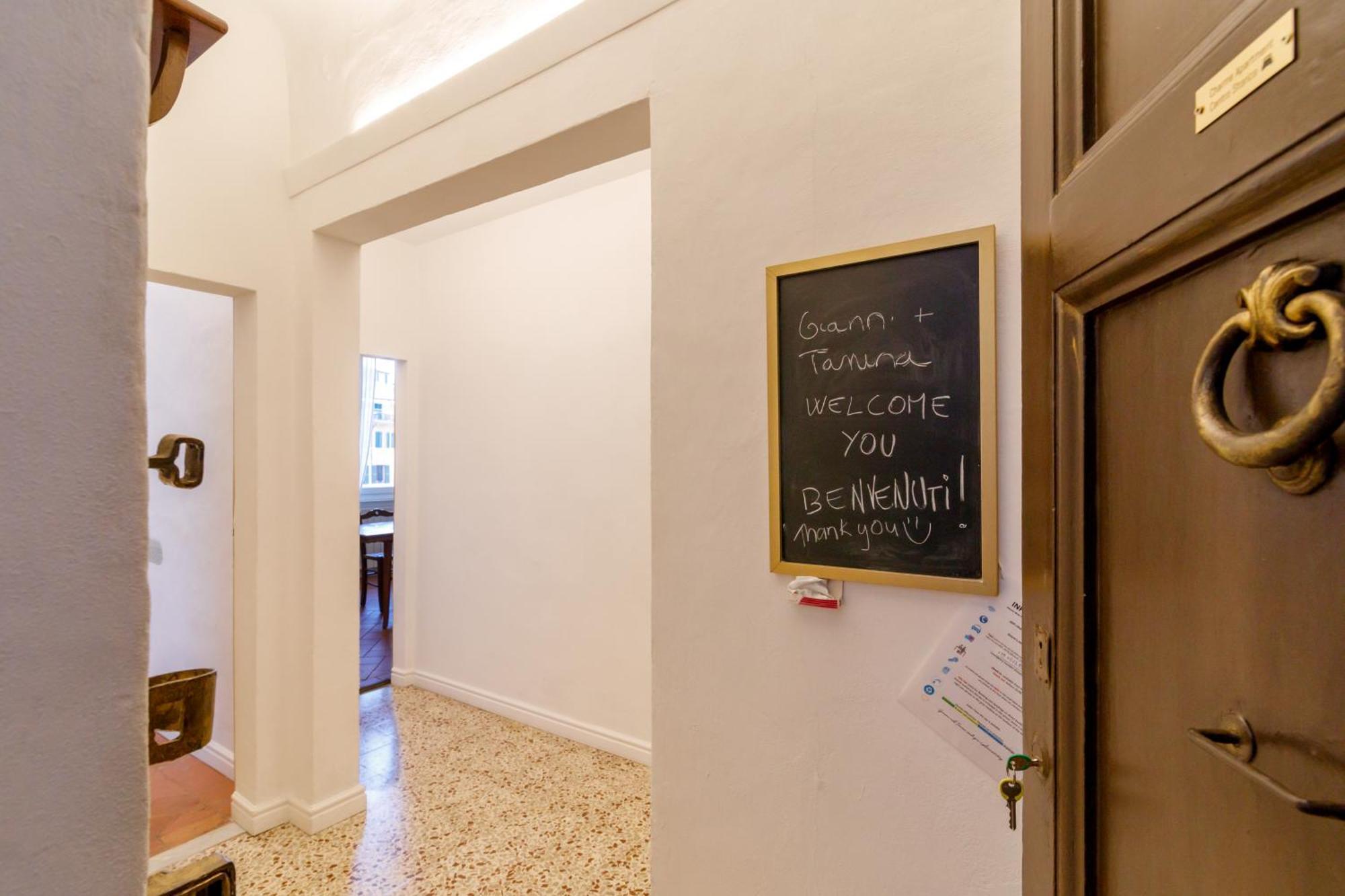 Charme Centro Storico Apartment Siena Luaran gambar