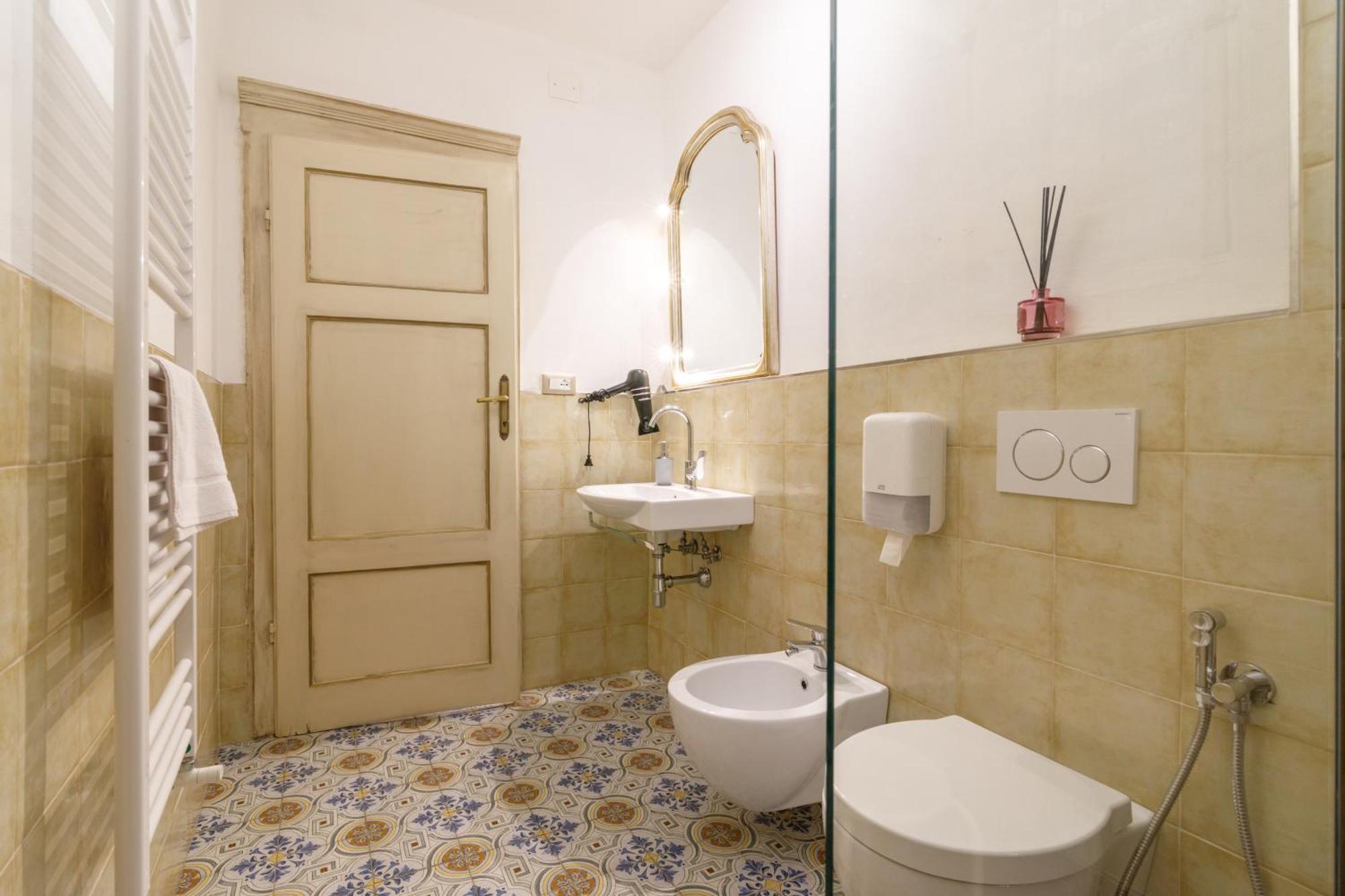 Charme Centro Storico Apartment Siena Luaran gambar
