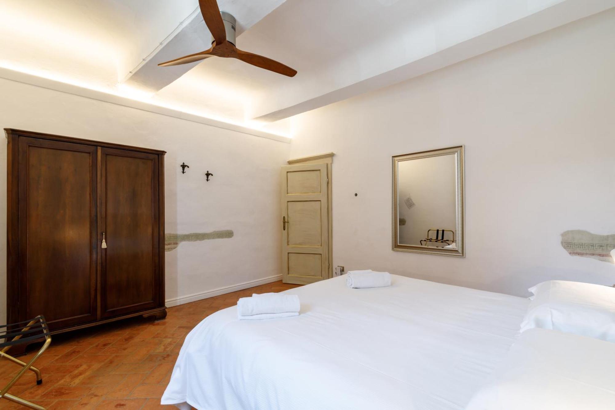 Charme Centro Storico Apartment Siena Luaran gambar